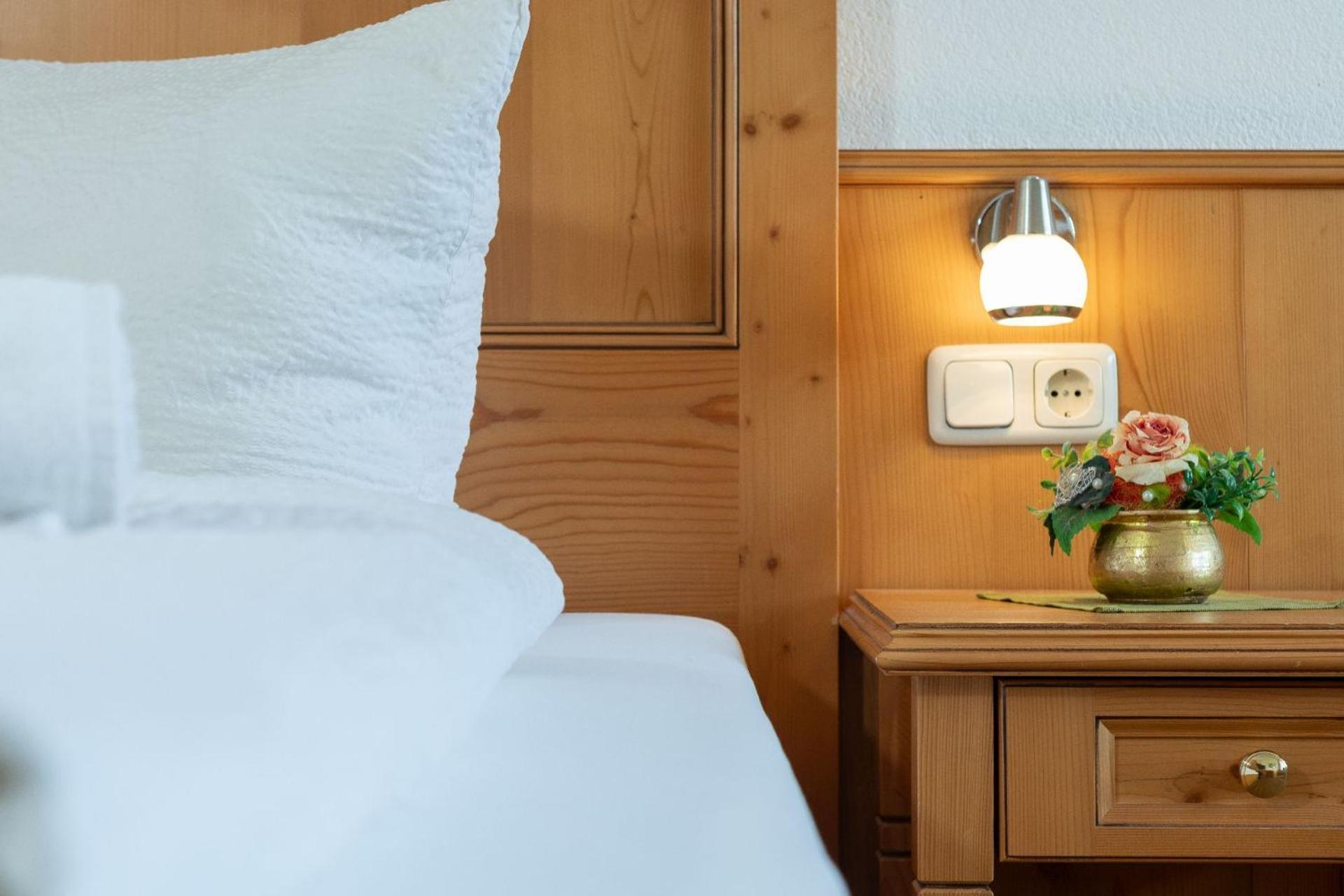 Appartement Predigstuhlblick Mit Indoorpool Und Sauna บัดกอยเซิร์น ภายนอก รูปภาพ